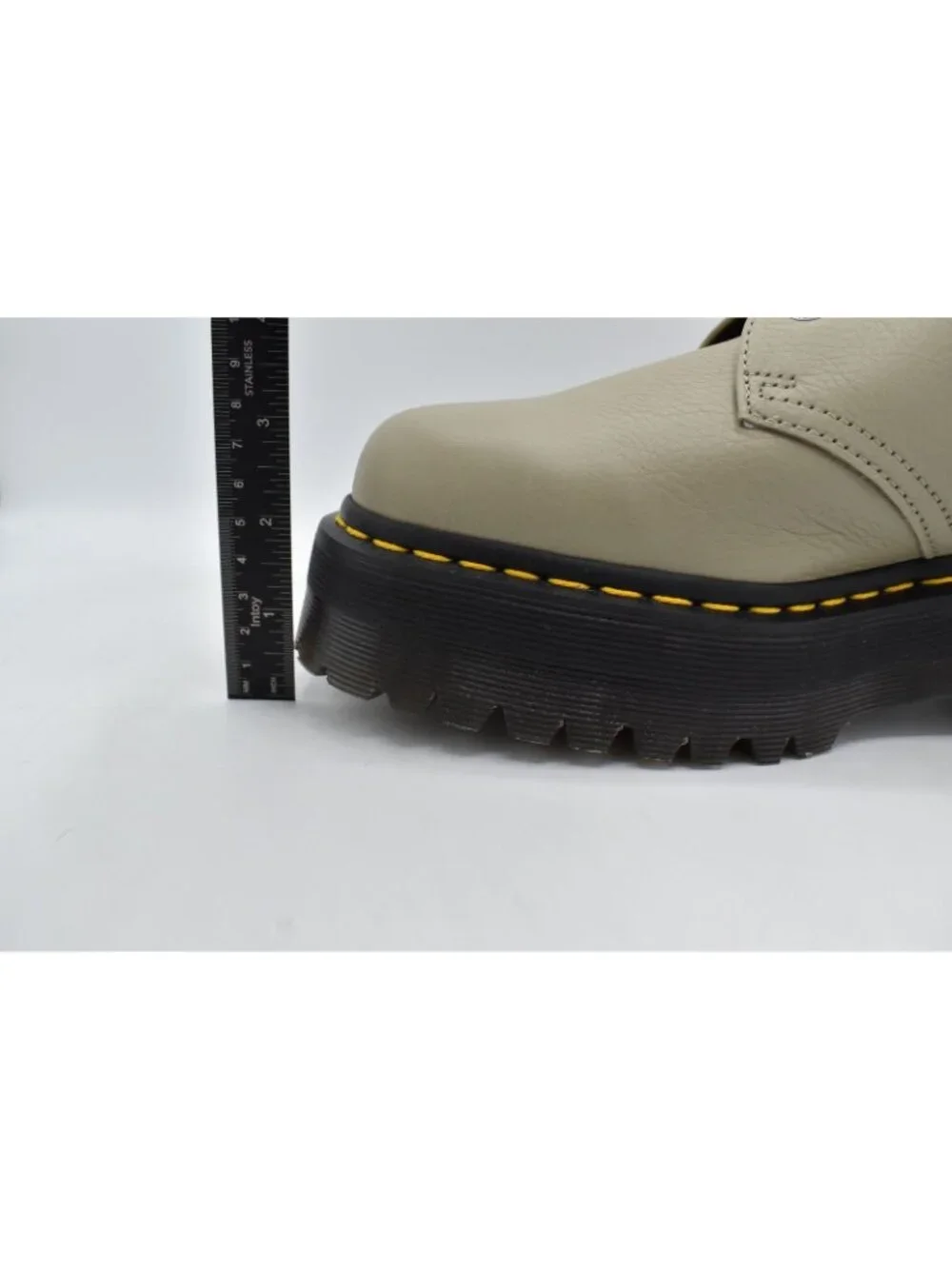 Dr Martens 1461 Womens Size 10 Quad II Platform‎ Stone Pisa Leather Derby Shoes
